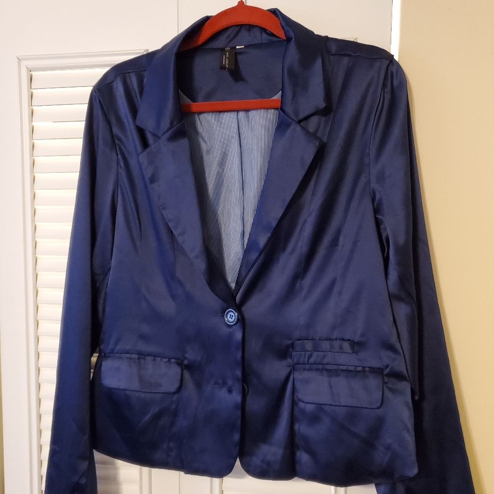 Miss Ashley midnight blue, crop jacket
